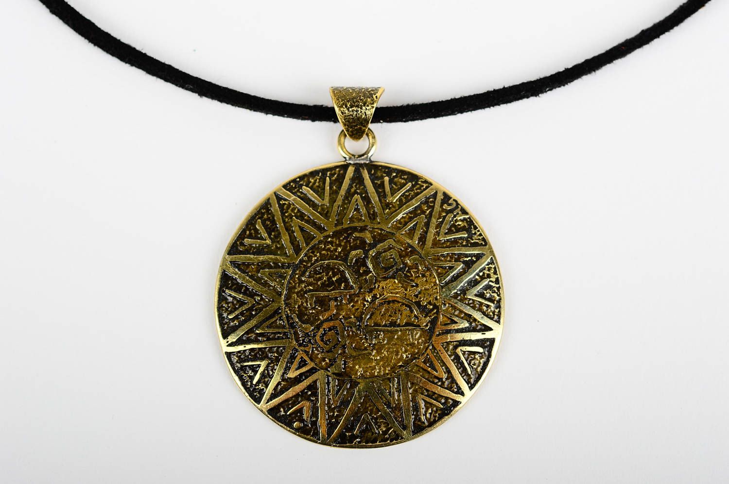 Handmade pendant designer accessory gift ideas metal pendant for girls photo 4