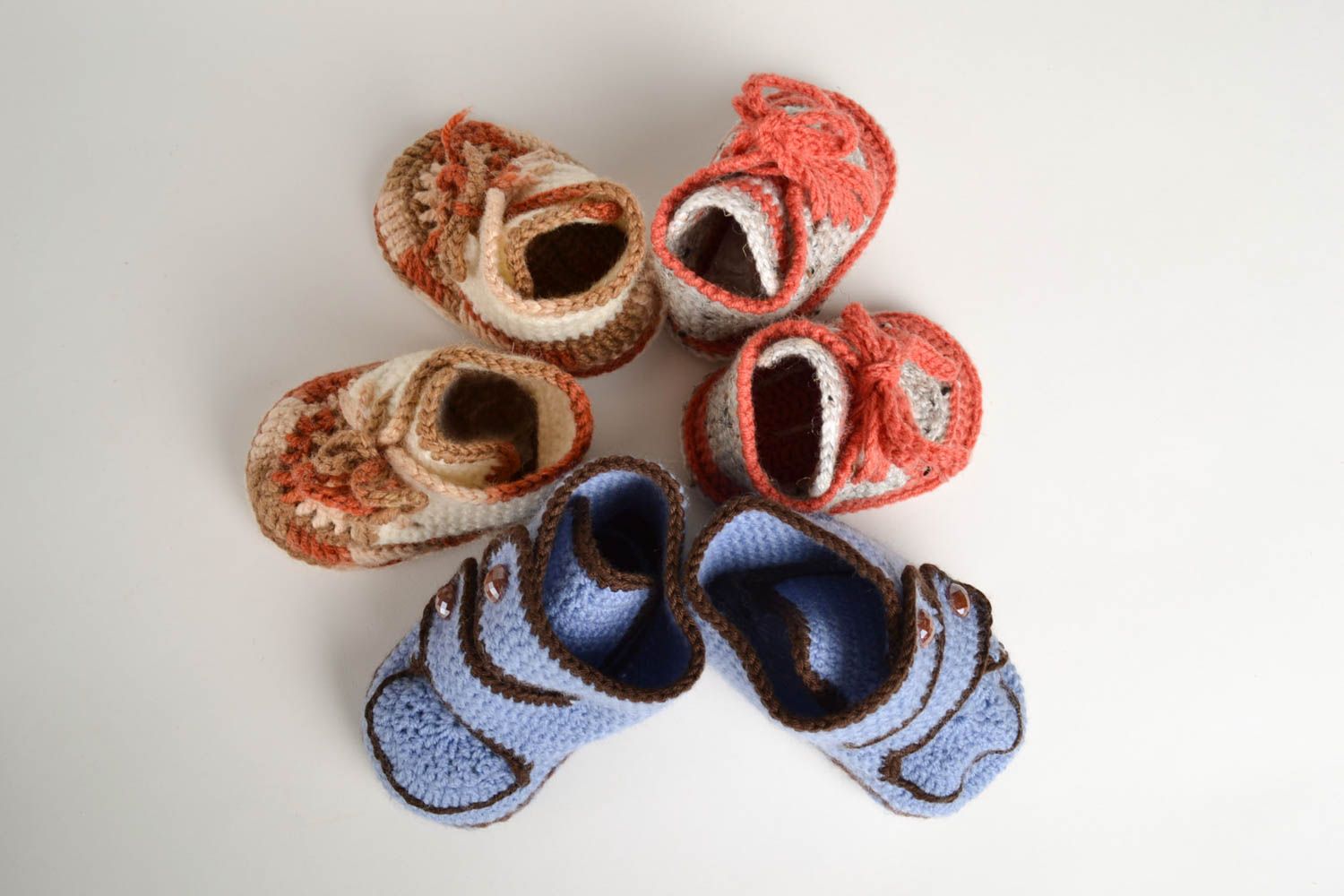 Unusual handmade crochet baby booties 3 pairs fashion kids warm baby booties photo 2