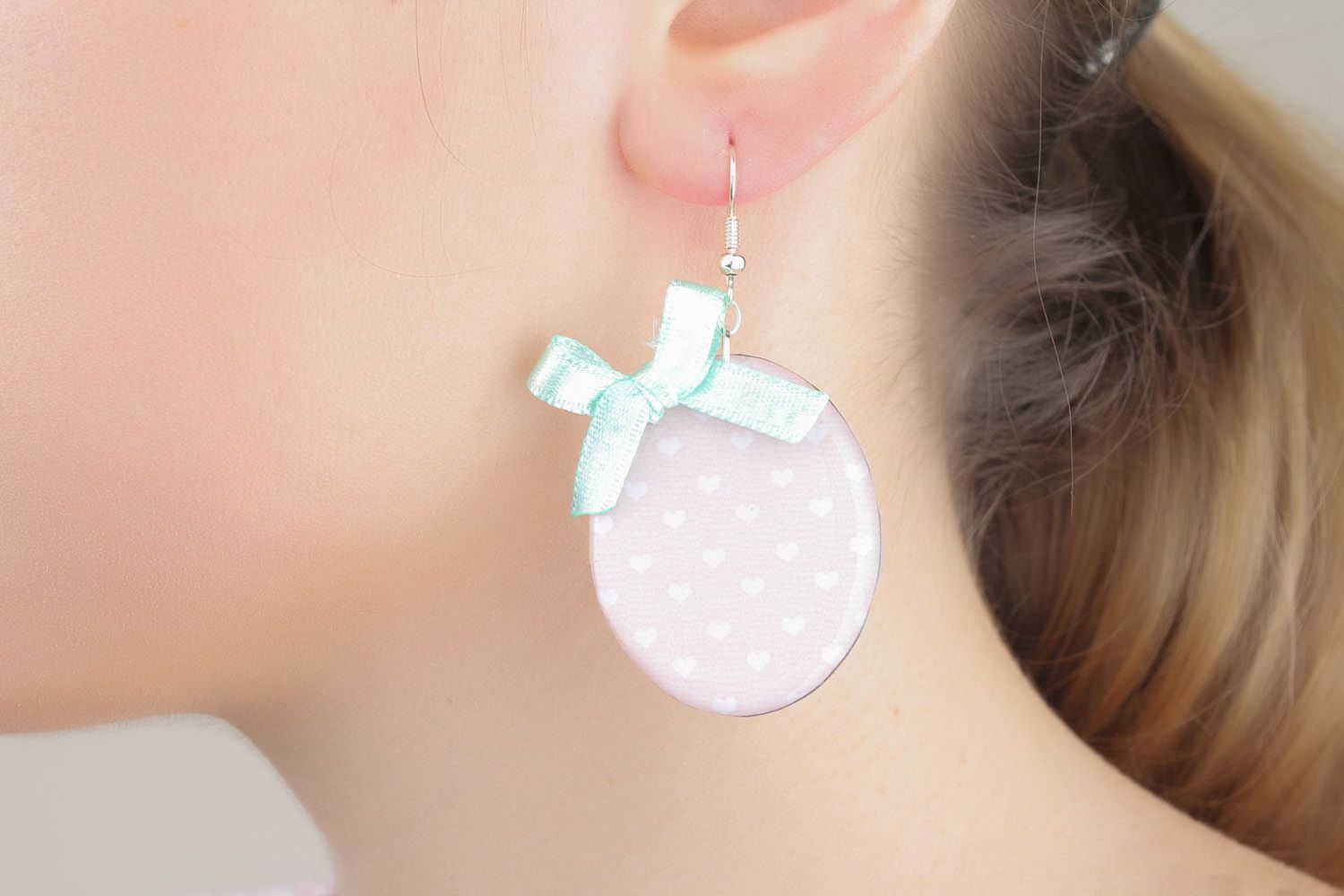 Round earrings with bows photo 5