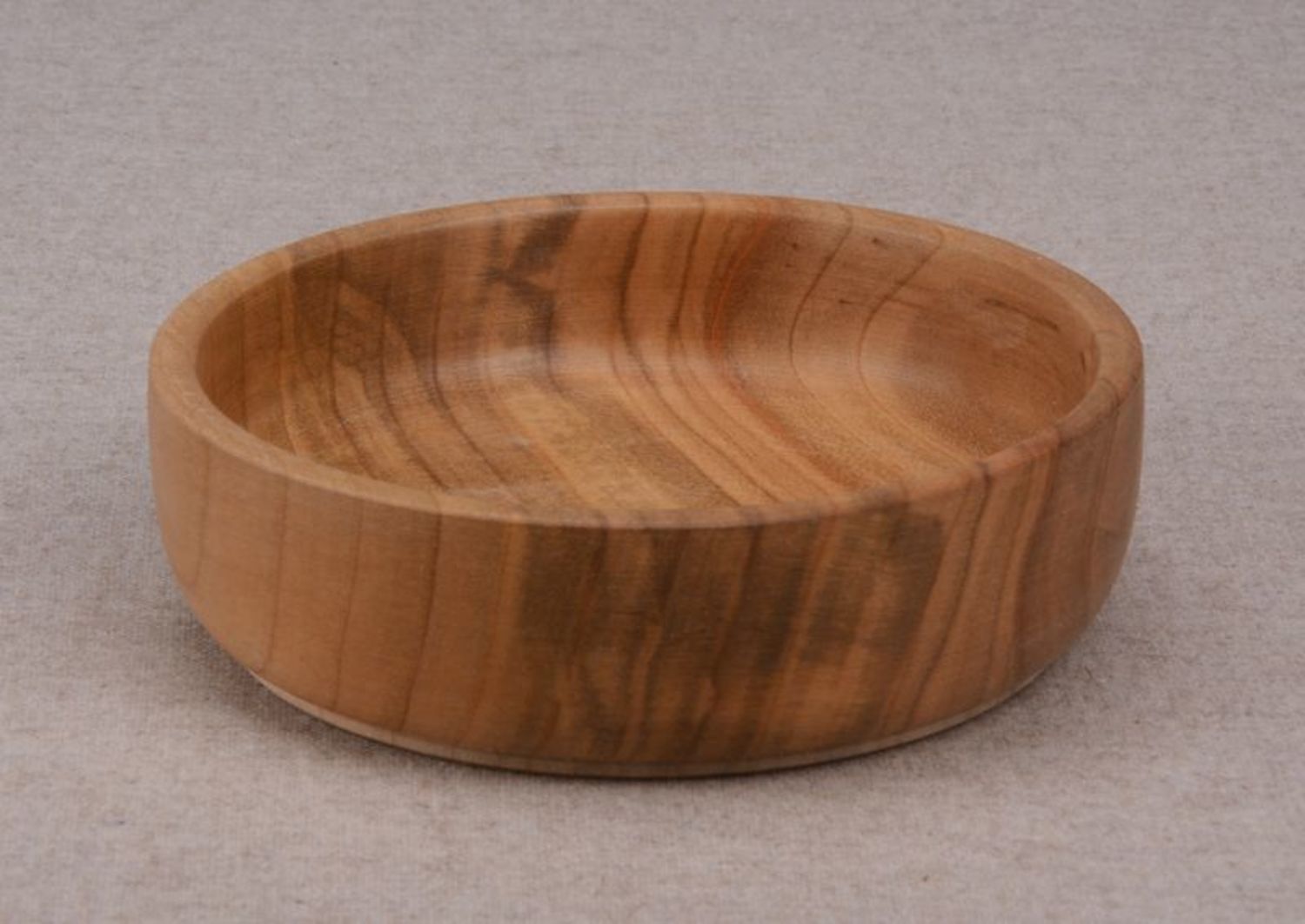 Wooden bowl photo 4