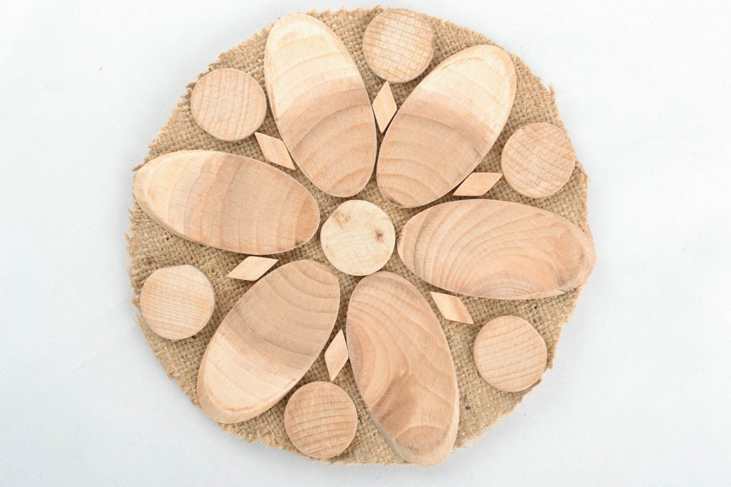 Salvamanteles de madera para platos calientes foto 1