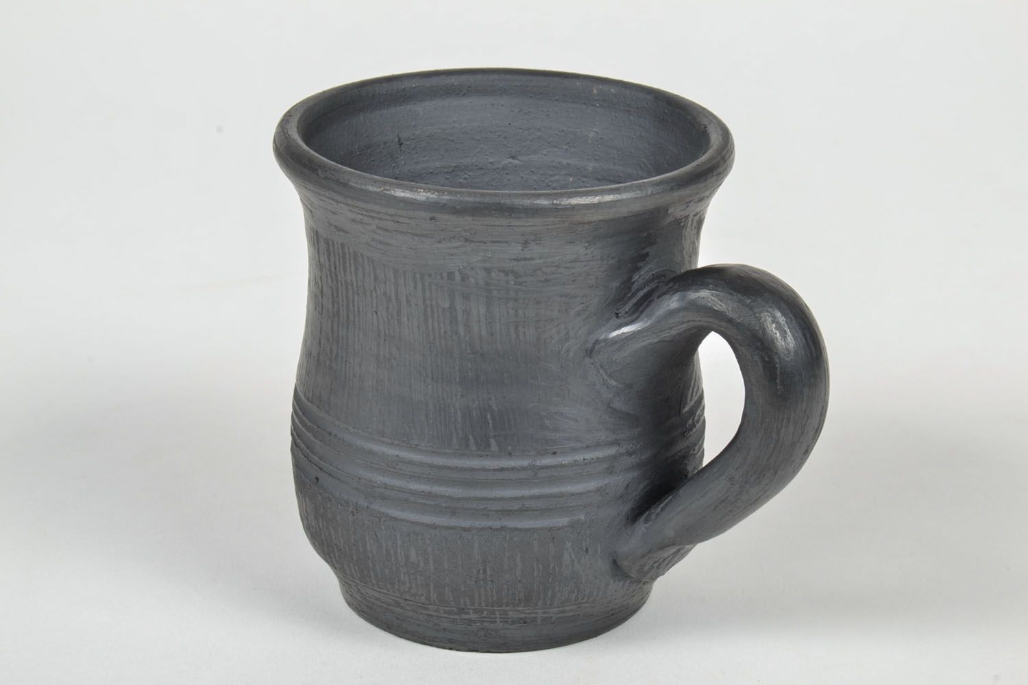 Large smoked black clay natural 8 oz cup with handle and no pattern photo 4