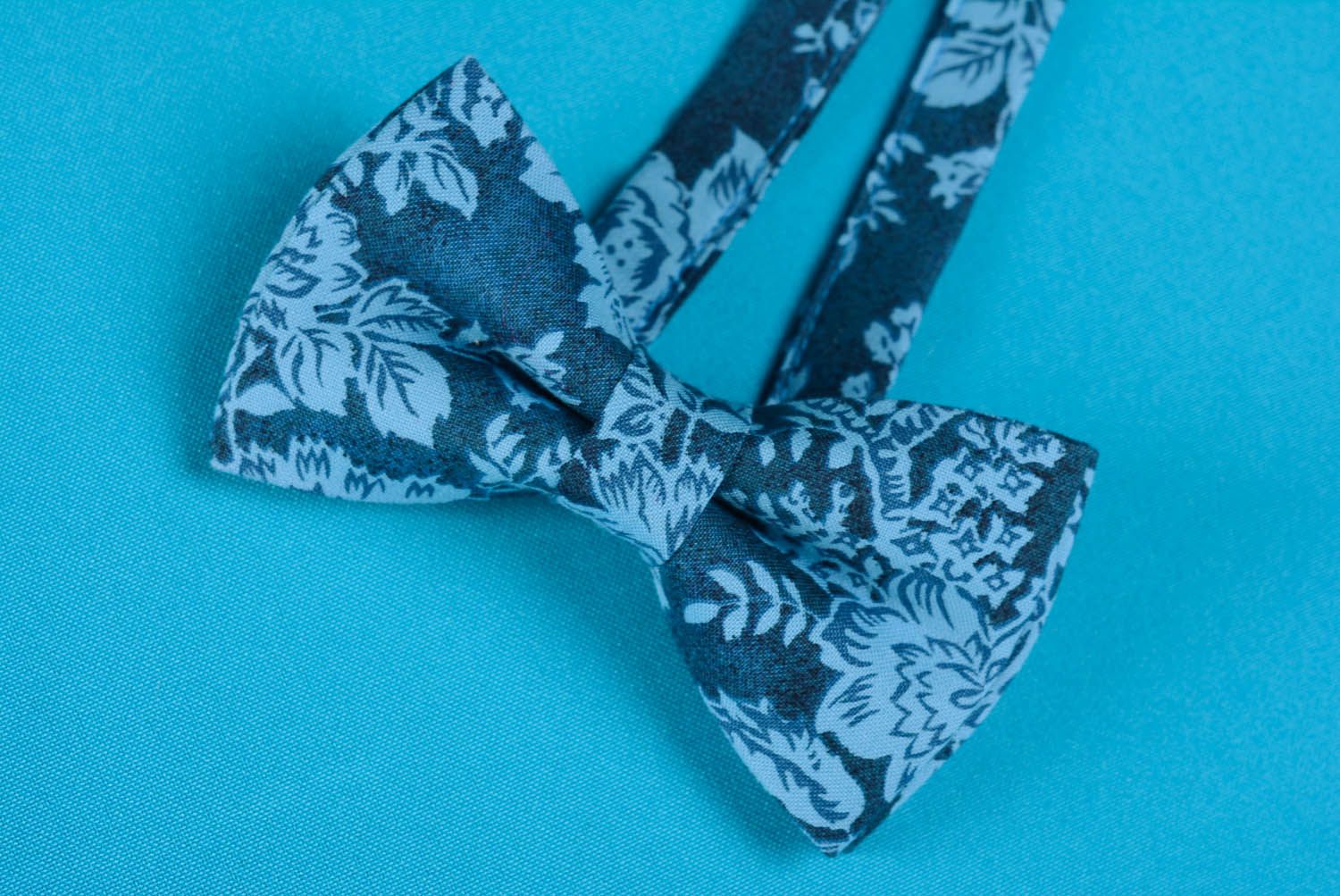 Bow tie Leaves photo 3