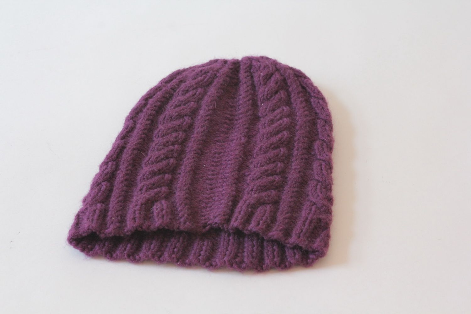 Bonnet tricoté violet fait main photo 1
