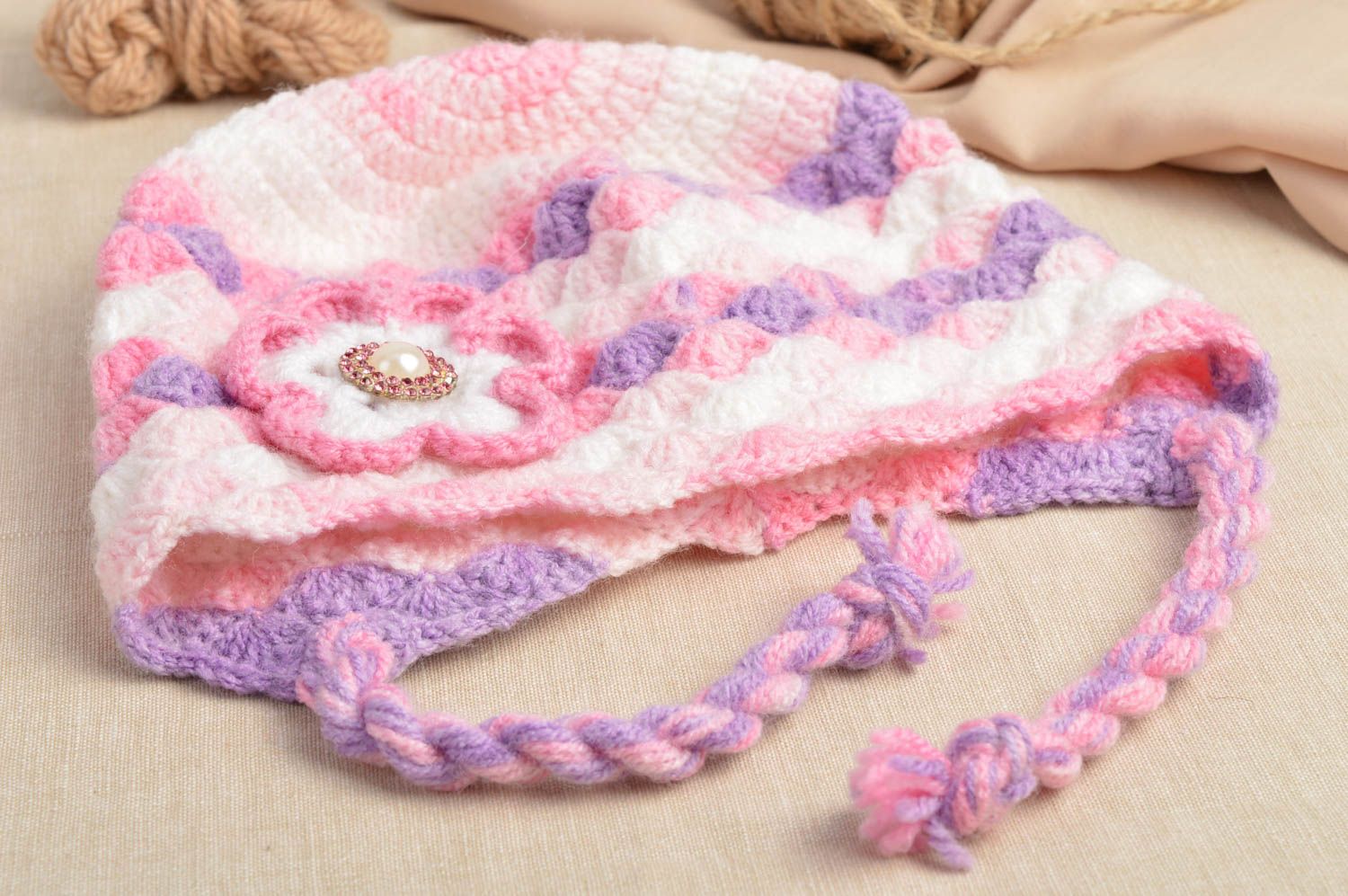 Bonnet tricot fait main Chapeau au crochet laine acrylique rose Vêtement fille photo 1