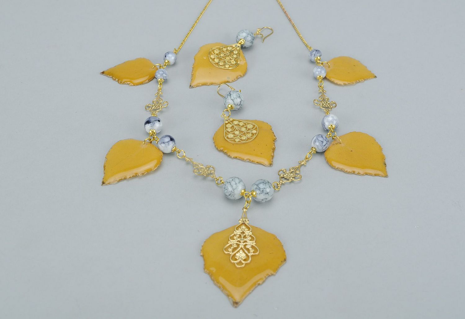 Jewelry set: beads & earrings Birch Leaves photo 1
