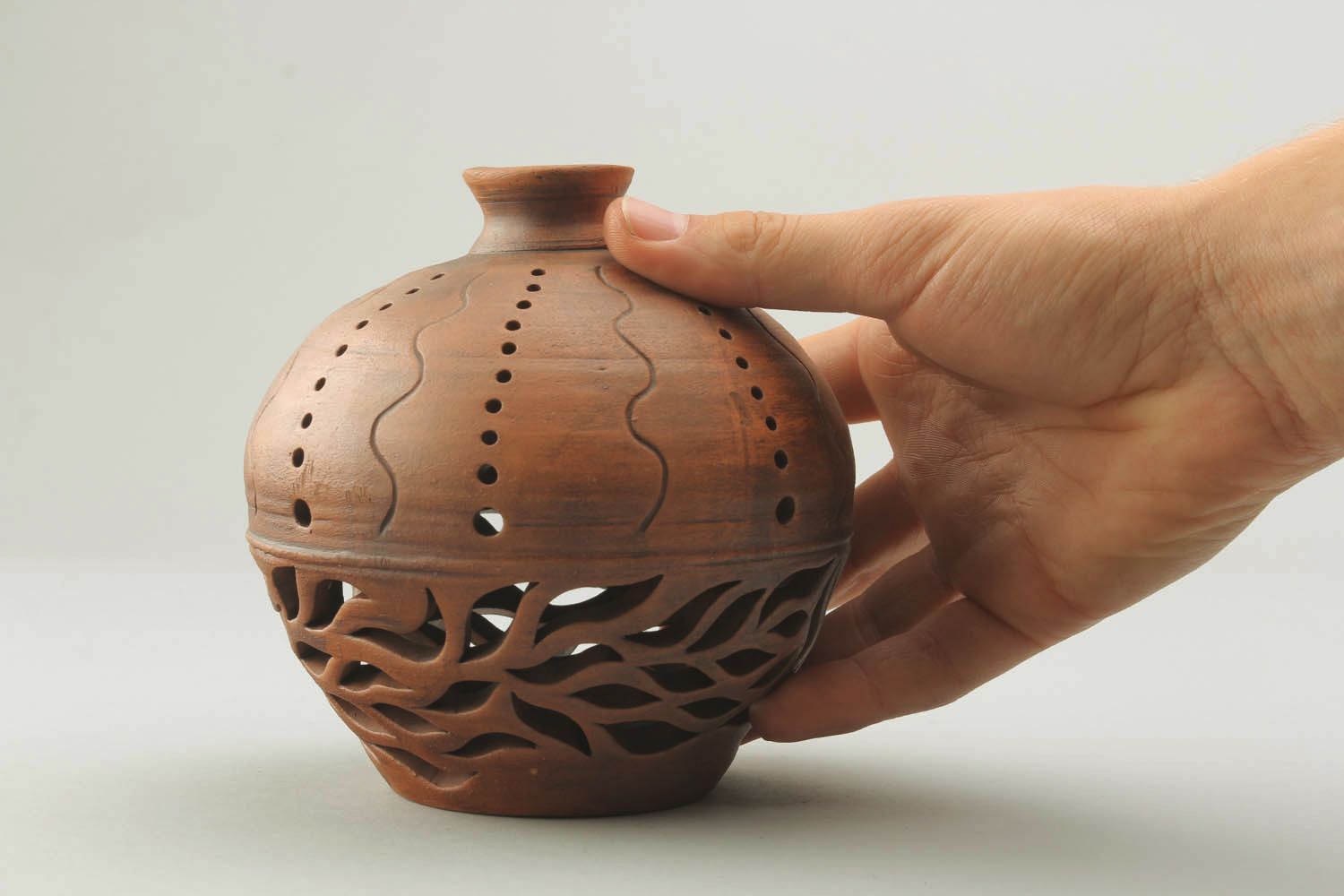 Handgemachter Kerzenhalter aus Keramik foto 5