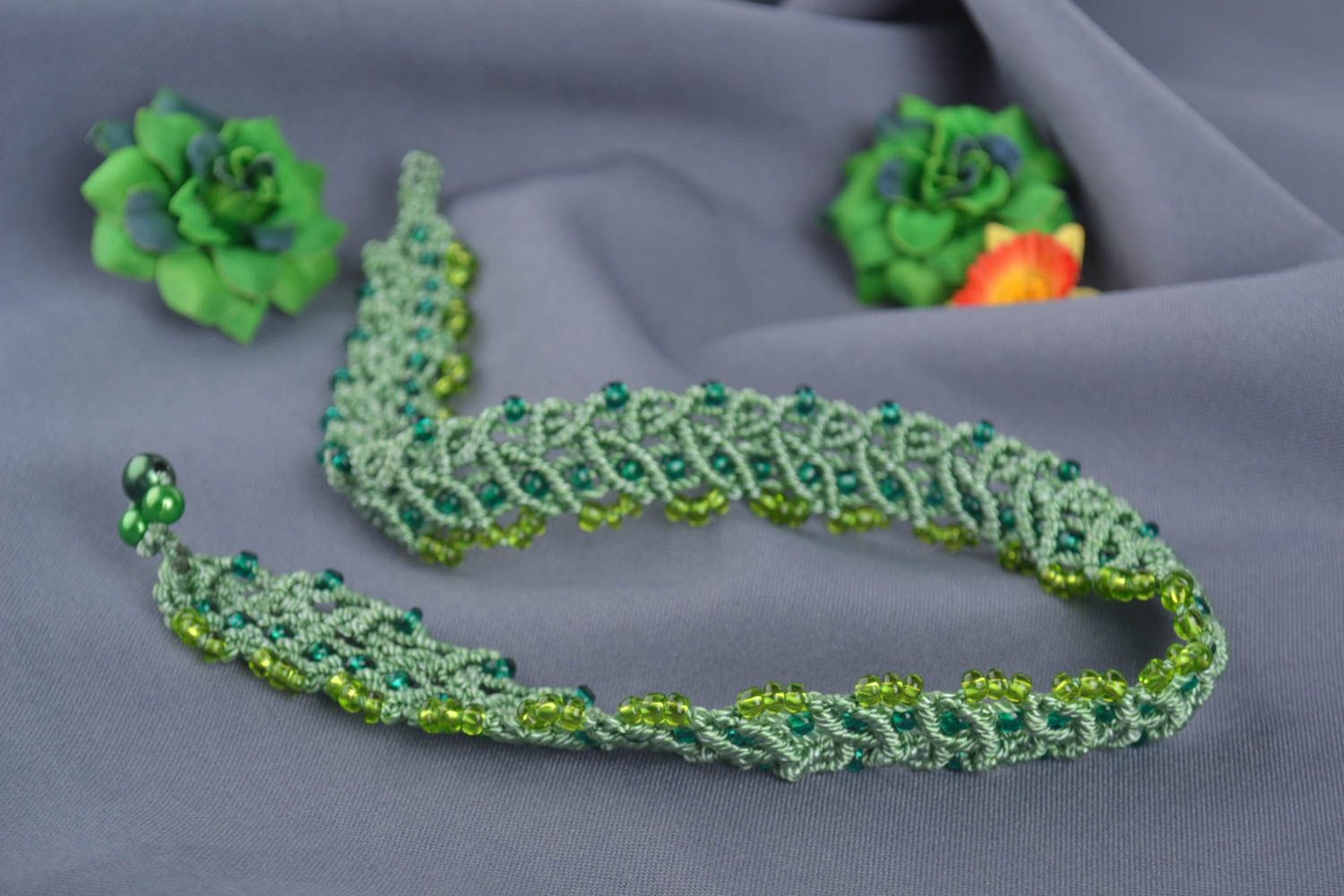 Украшение ручной работы текстильное колье модная бижутерия красивое зеленое фото 1