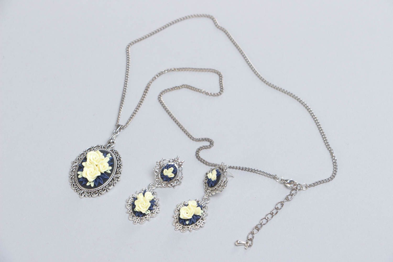 Handmade designer polymer clay jewelry set 2 items necklace and earrings Vanilla Roses photo 2