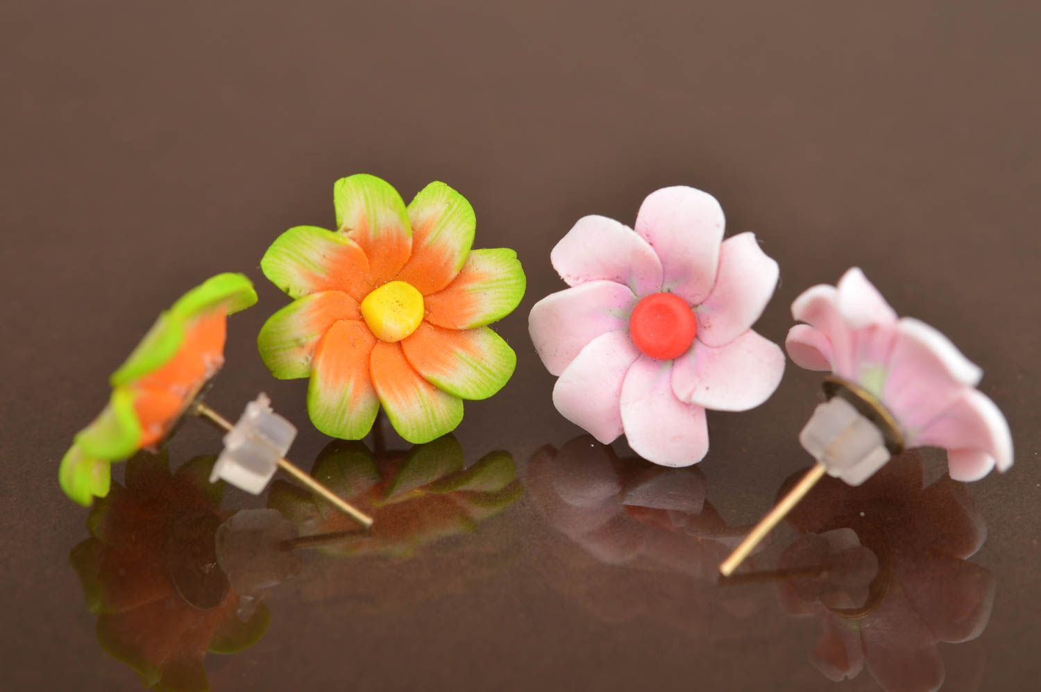 Set of summer stud earrings made of polymer clay 2 pieces in shape of flowers photo 3