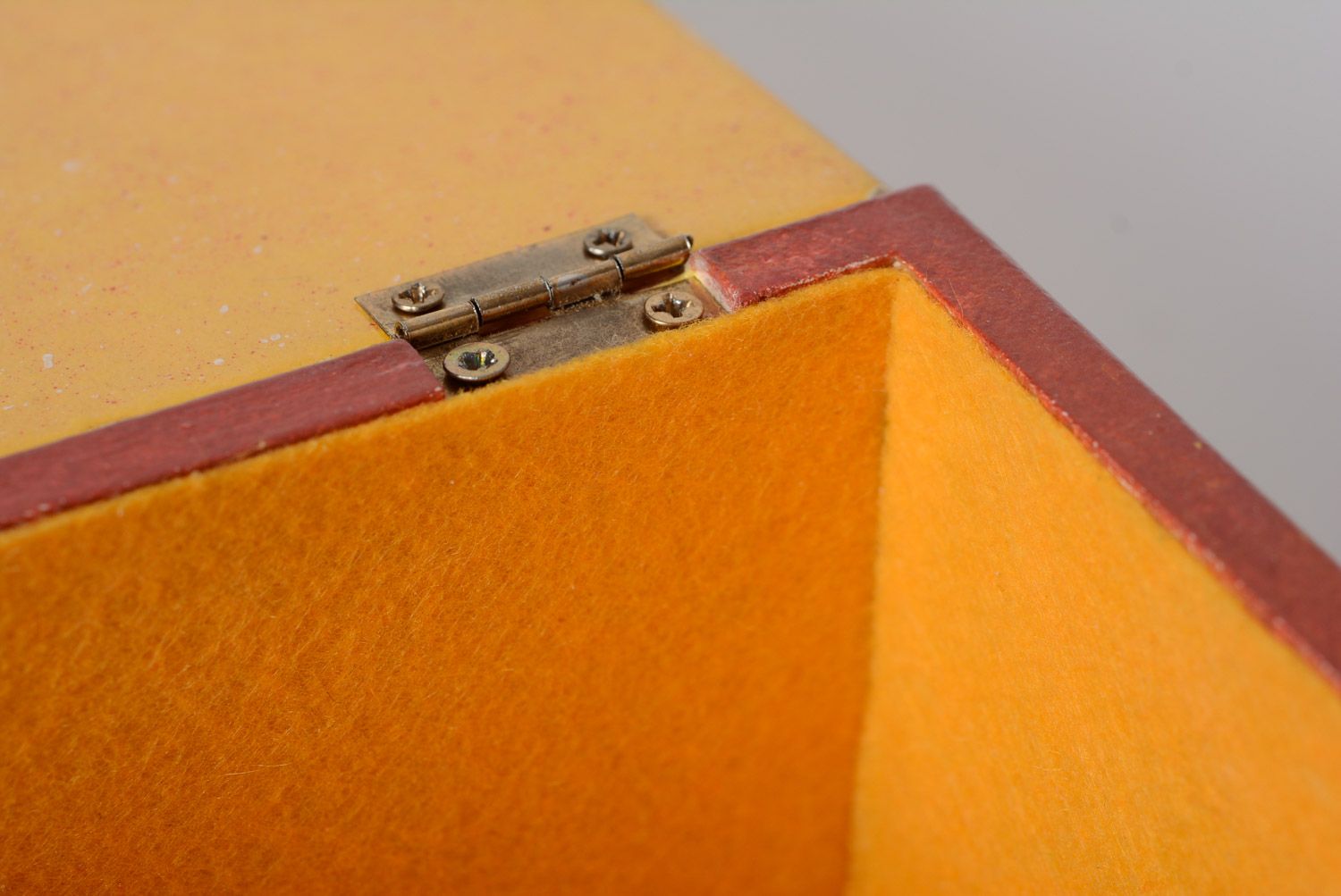 Quadratische Decoupage Schatulle mit Deckel aus Sperrholz für Schmuck bunt foto 5