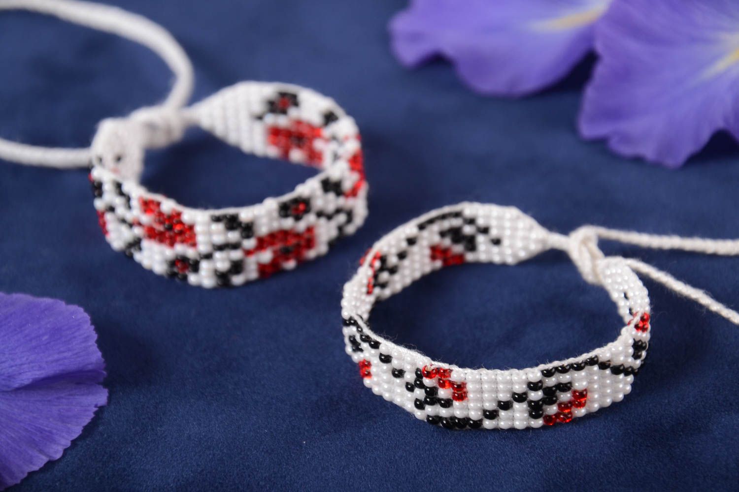 Bracelets en perles de rocaille et fils 2 pièces avec motif beaux bijoux photo 1