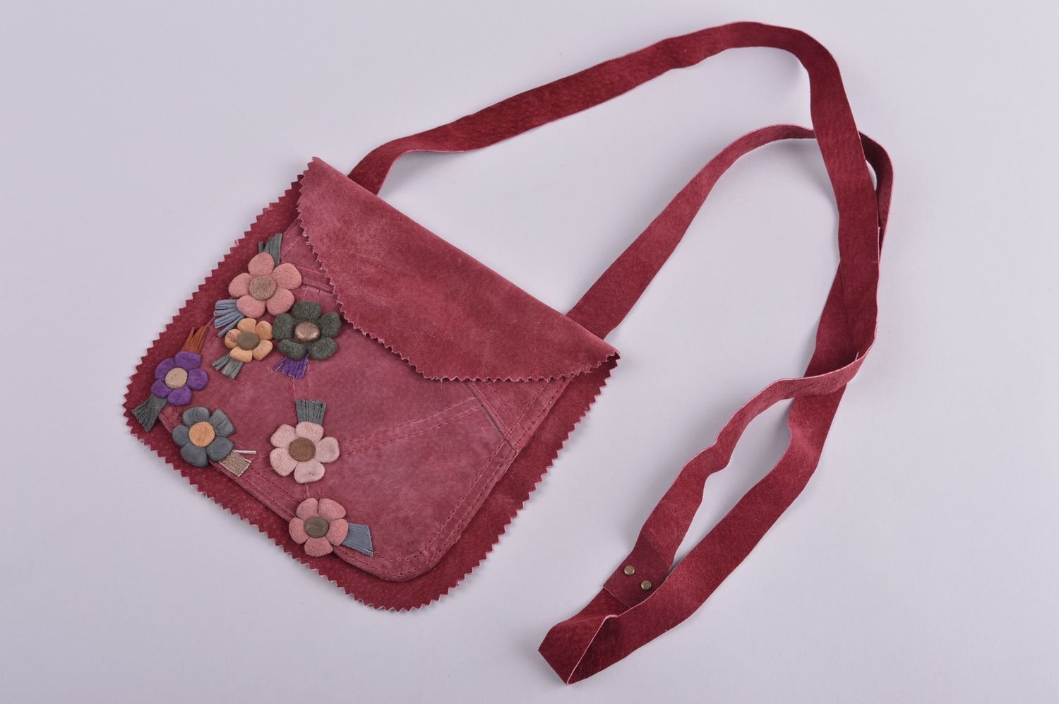 Сумка ручной работы сумка через плечо красивая кожаная сумка бордовая с цветами фото 2