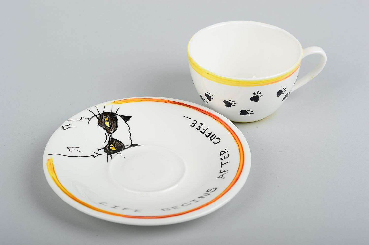 Coffee cup with handle and saucer with Kitty pattern for Kitty lovers 0,53 lb photo 4