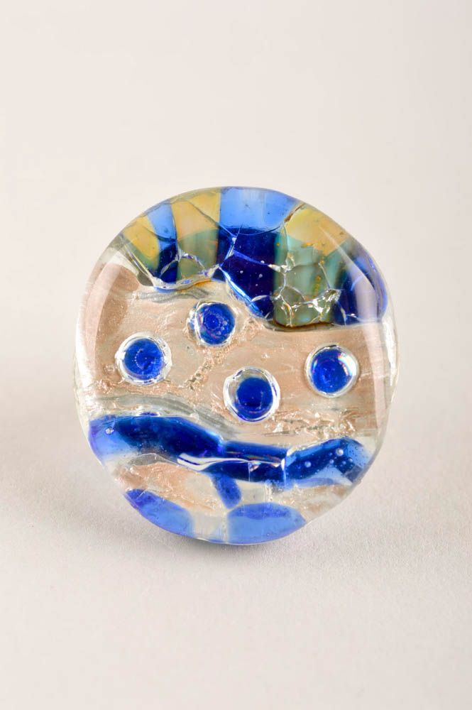 Кольцо ручной работы кольцо из стекла круглое голубое бижутерия из стекла фото 2