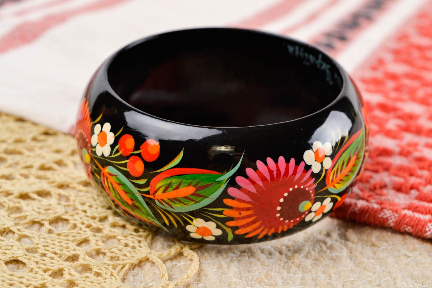 Handmade wide wooden bracelet jewelry in ethnic style cute wrist bracelet photo 6