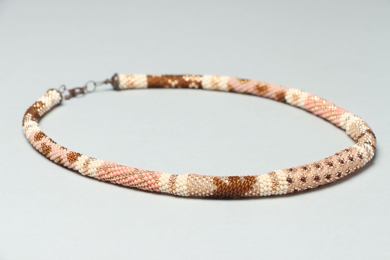 Beautiful beige beaded cord necklace photo 2