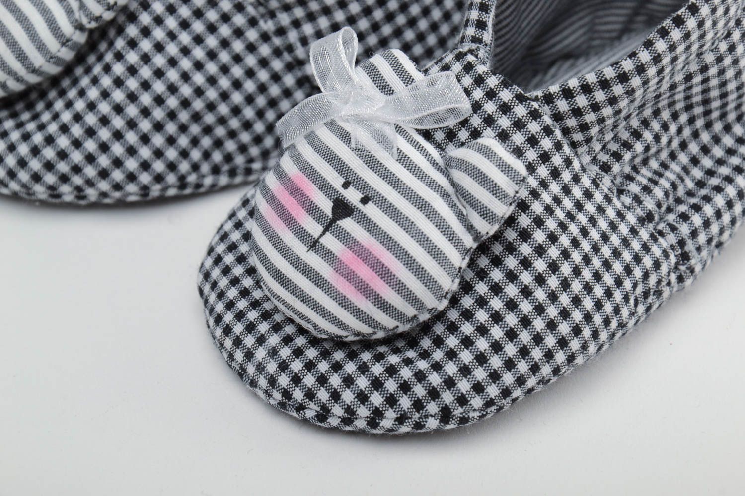 Handmade baby shoes sewn of checkered cotton fabric with metal buttons Bears photo 3