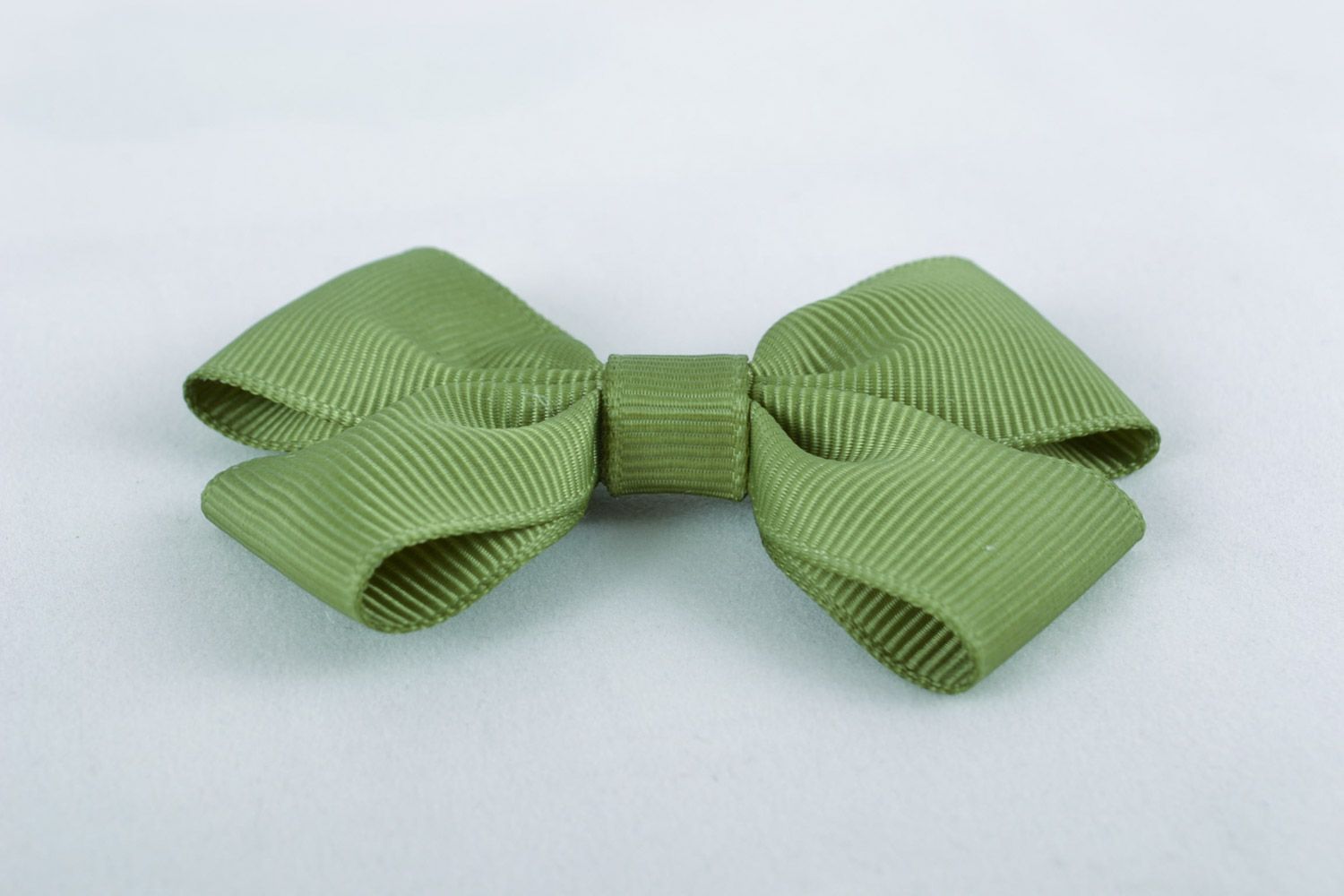 Small handmade rep ribbon bow of green color for creation of accessories photo 3
