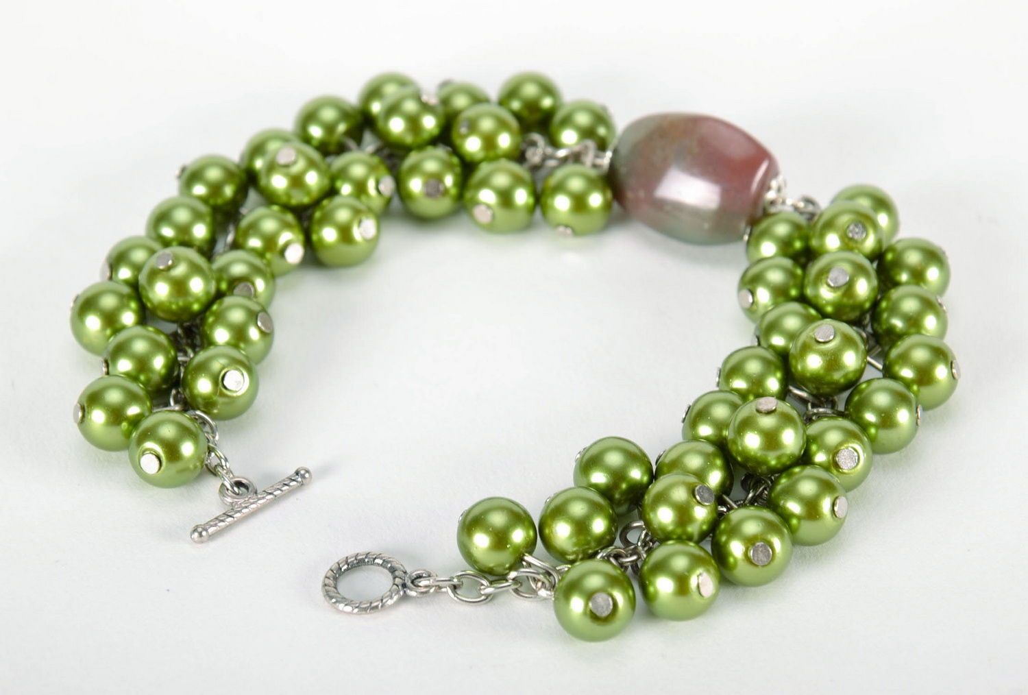 Bracelet made from ceramic pearls photo 4
