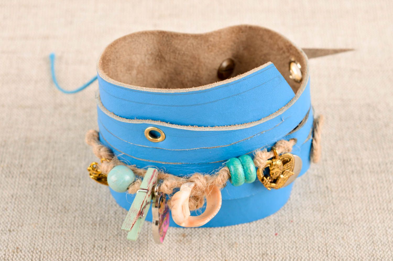 Beautiful handmade leather bracelet stylish womens bracelet designs gift ideas photo 1