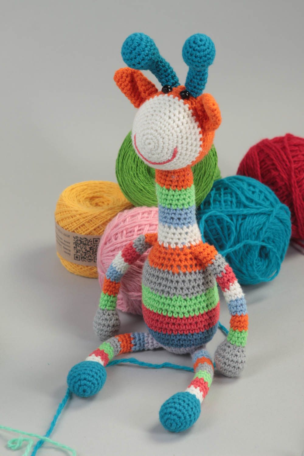 Décoration peluche fait main Jouet enfant Cadeau original tricoté girafe mignon photo 1