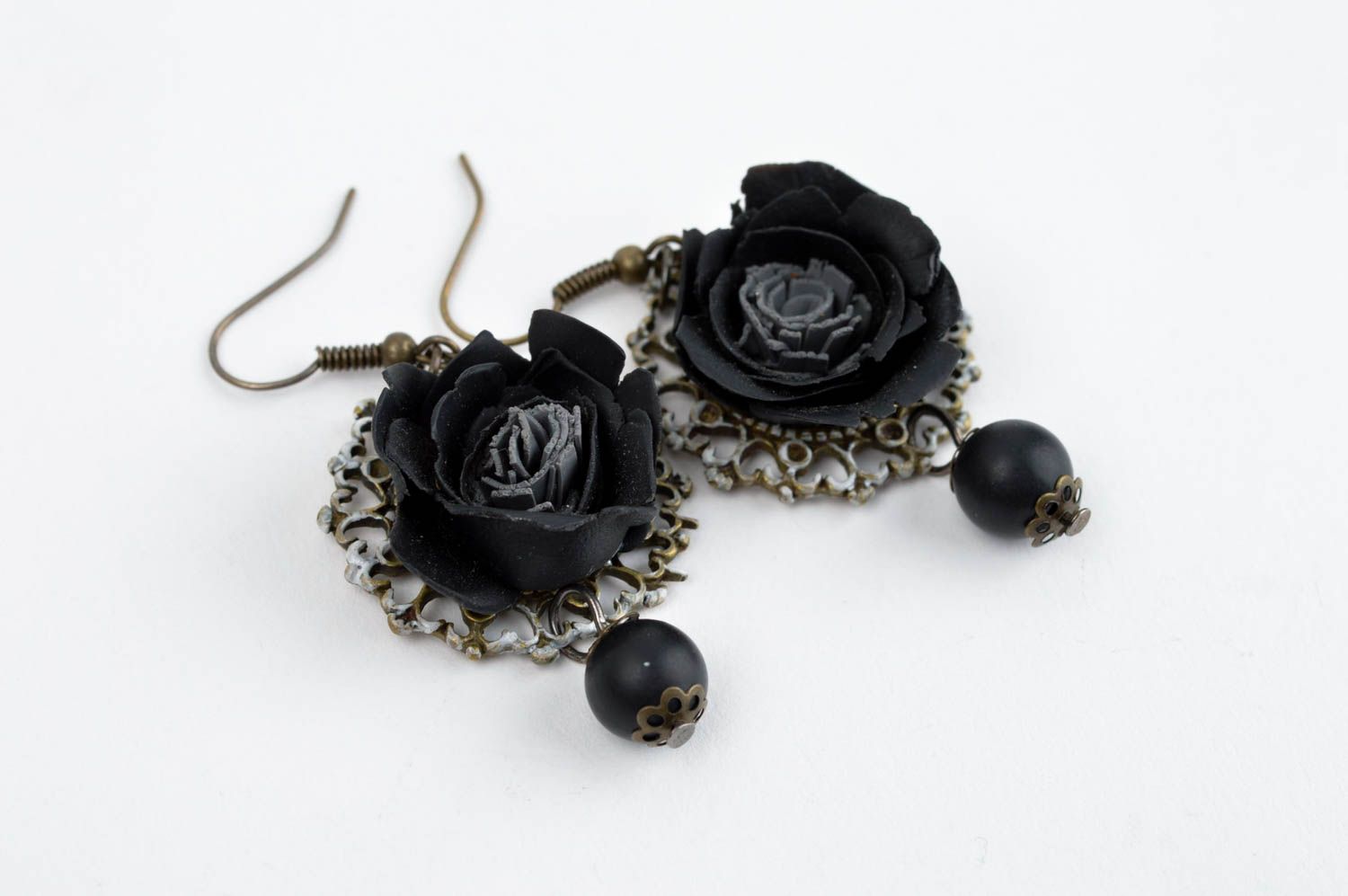 Handmade black flower earrings elegant evening accessory polymer clay jewelry photo 3
