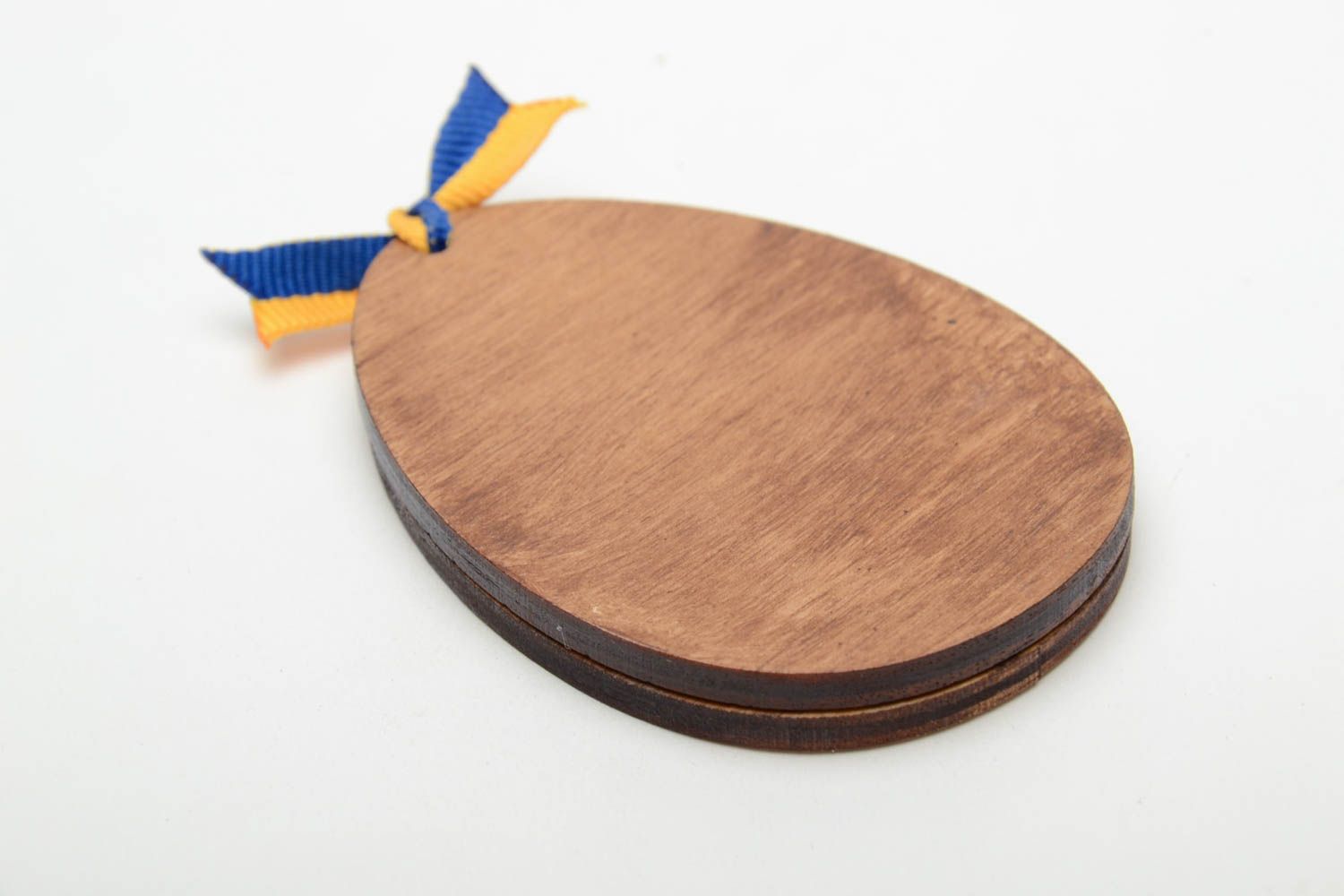 Two-layered plywood Easter egg with ornament photo 3