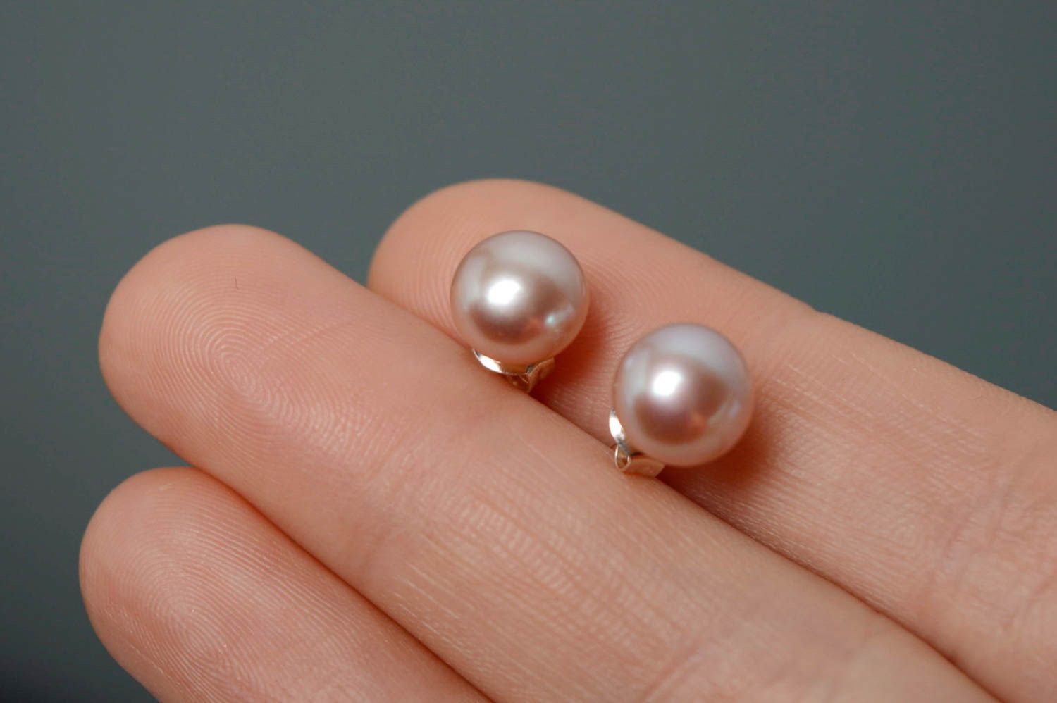 Silver earrings with pink pearl photo 4