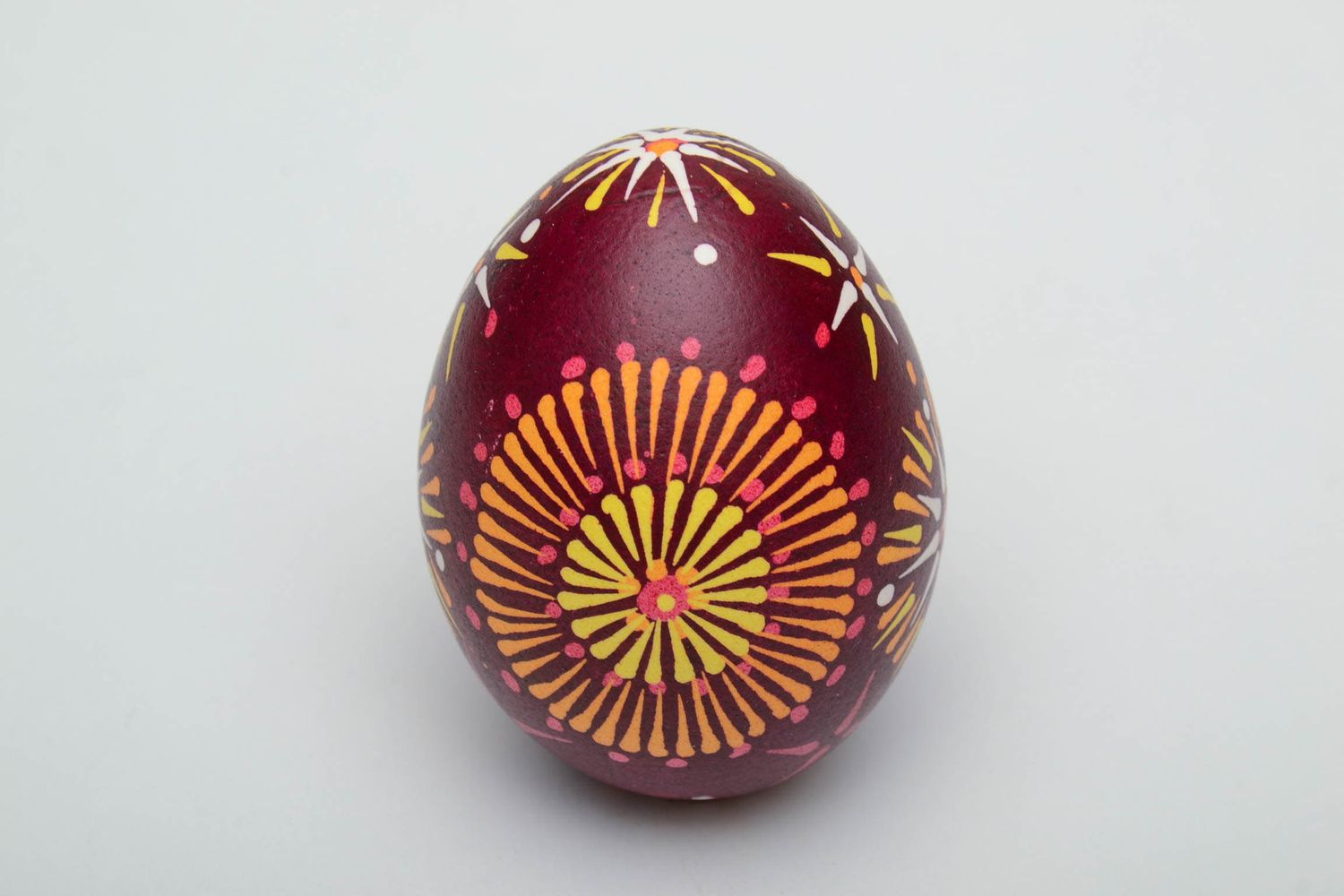 Oeuf de Pâques décoratif aux motifs lemkoviens photo 2