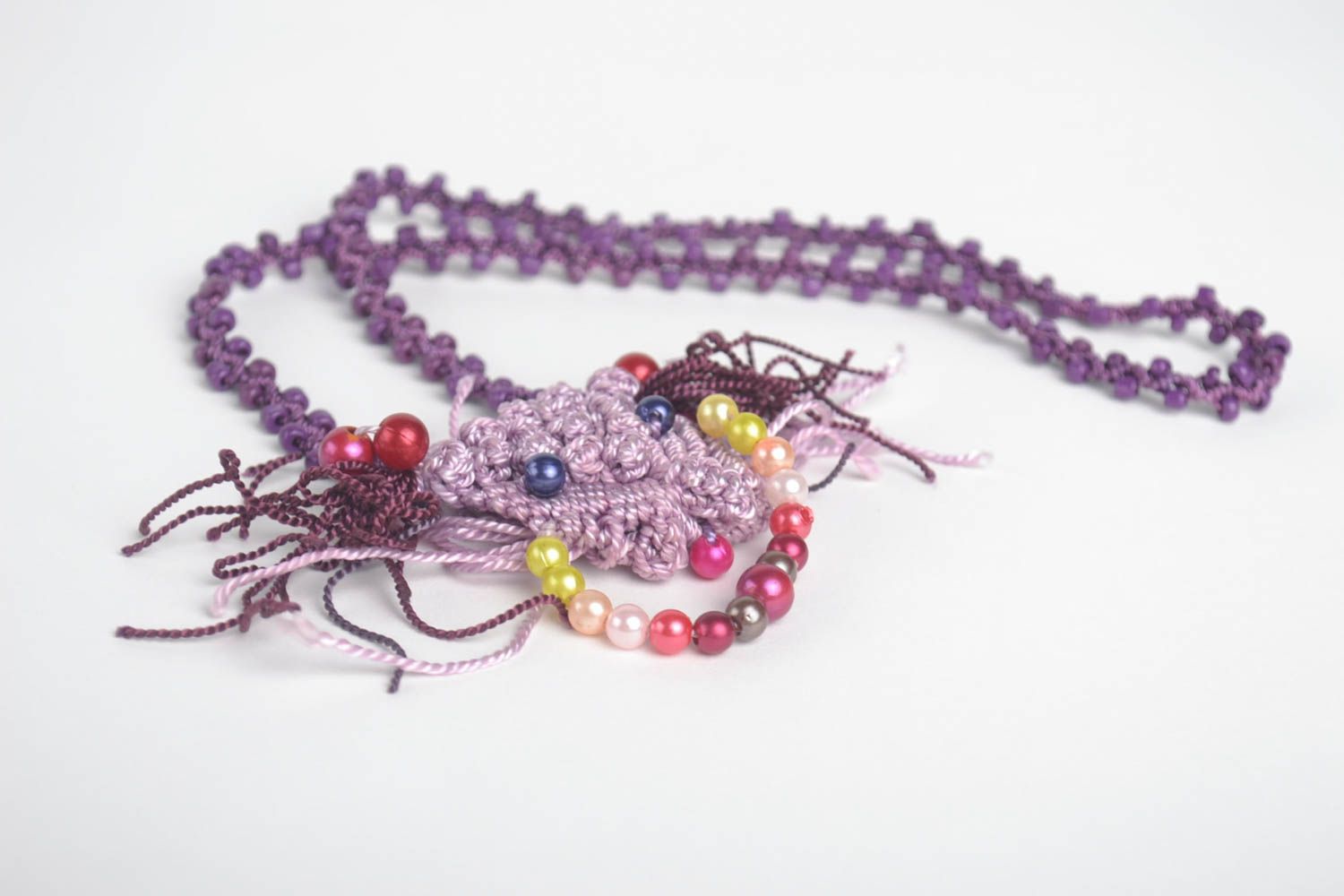 Pendentif fantaisie Bijou fait main violet fils perles macramé Cadeau original photo 3