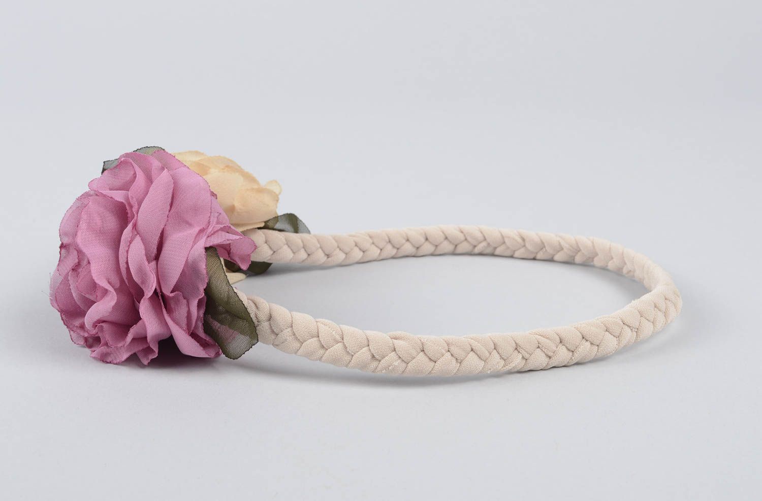 Niedliches Haarband mit Blumen handmade Designer Schmuck Accessoire für Haare  foto 3
