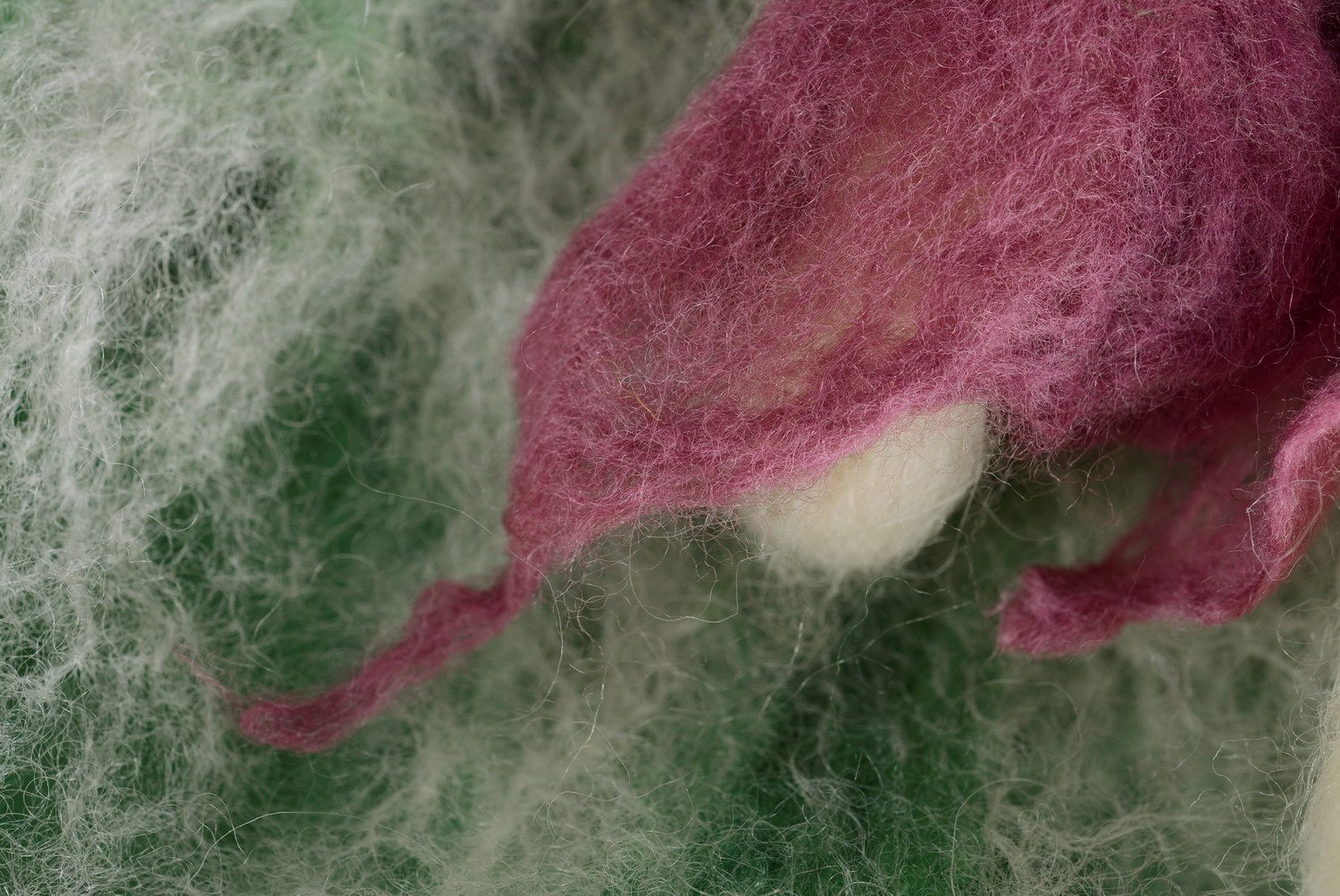 Bufanda adorno de lana en técnica de batanado foto 2