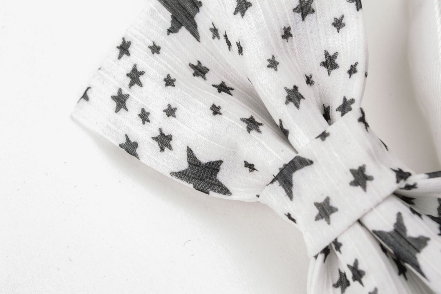 Noeud papillon en tissu de coton accessoire original fait main avec étoiles photo 2