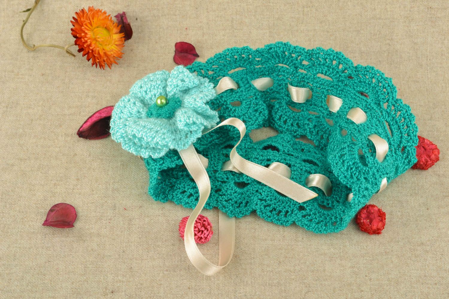 Bandeau à cheveux tricoté accessoire fait main turquoise avec fleur pour enfant photo 5