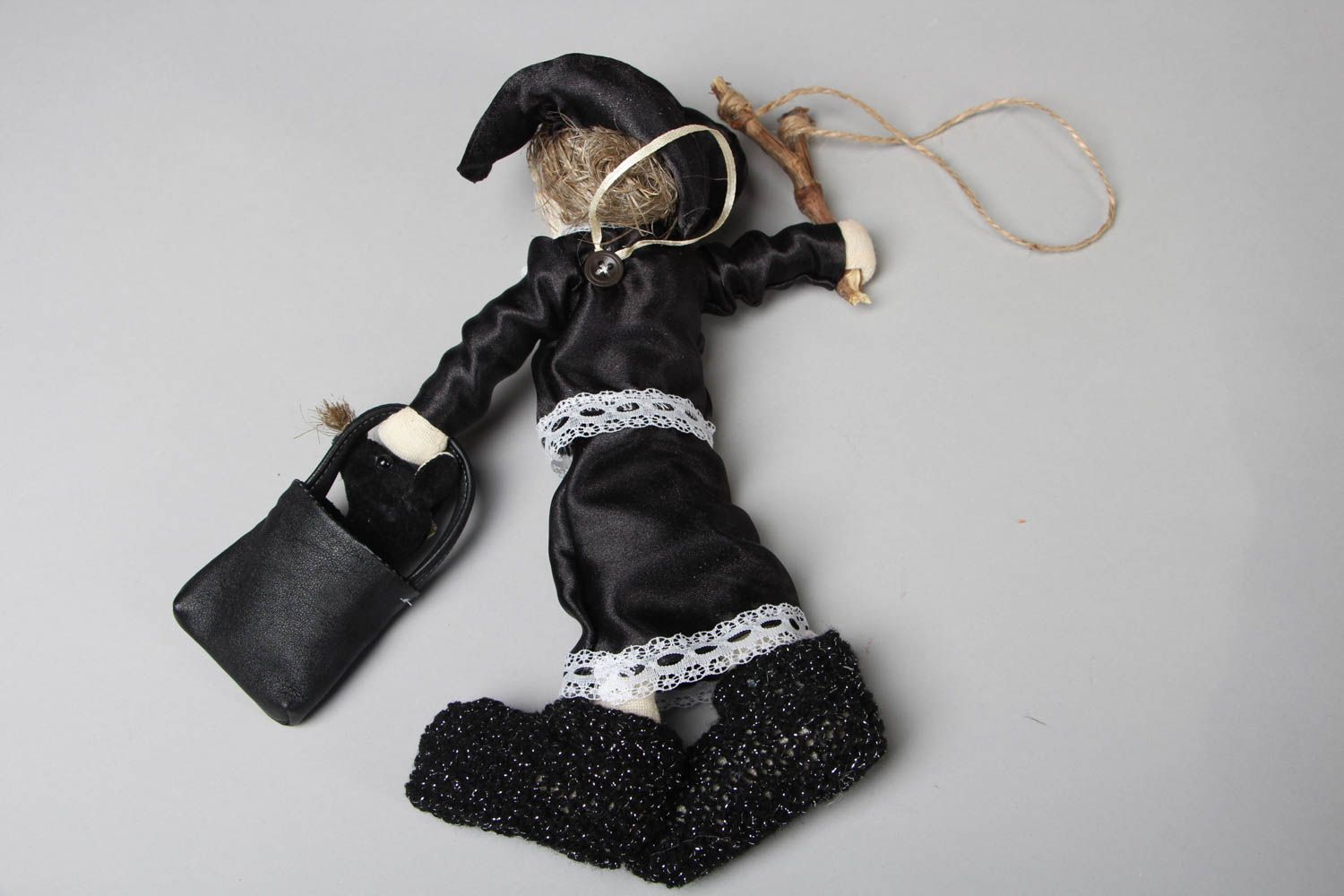 Textil Puppe handmade Dame in Schwarz foto 3