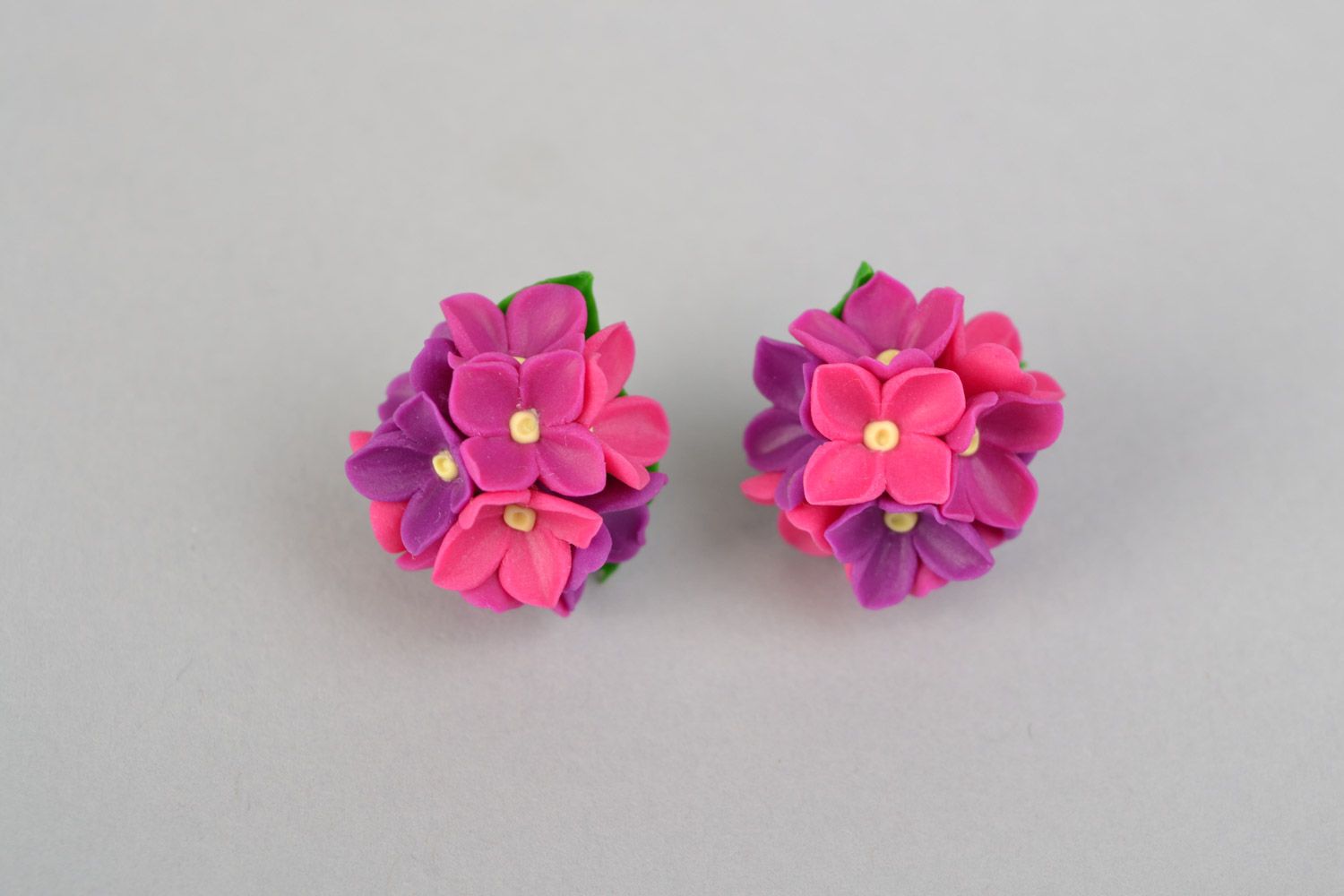 Homemade small stud earrings with bright pink polymer clay flower bouquets photo 3