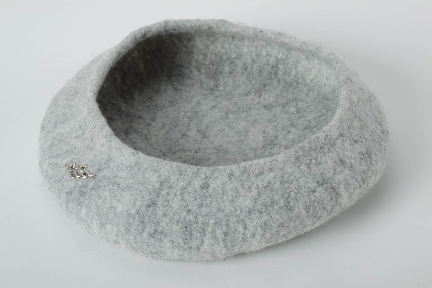Beautiful handmade wool beret design felted wool hat fashion accessories photo 3
