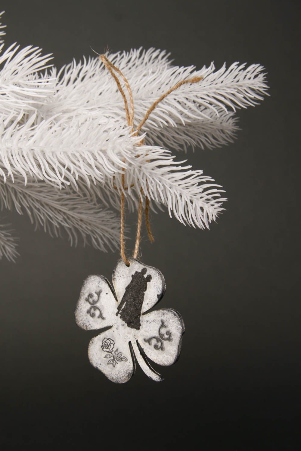 Décoration du sapin de Noël faite main trèfle gris Décoration Nouvel An photo 1