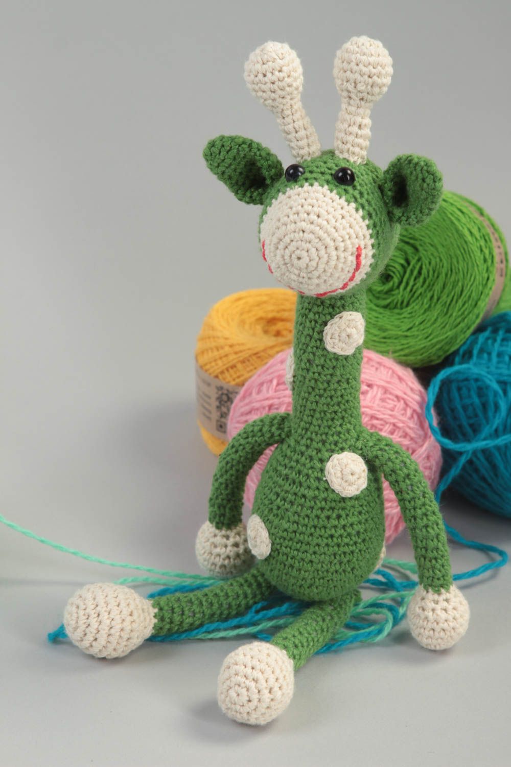 Muñeco de peluche hecho a mano peluche para niños juguete tejido al crochet foto 1