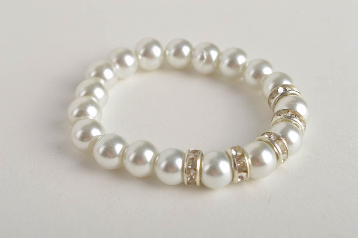 Handmade white festive bracelet unusual elegant bracelet stylish accessory photo 1