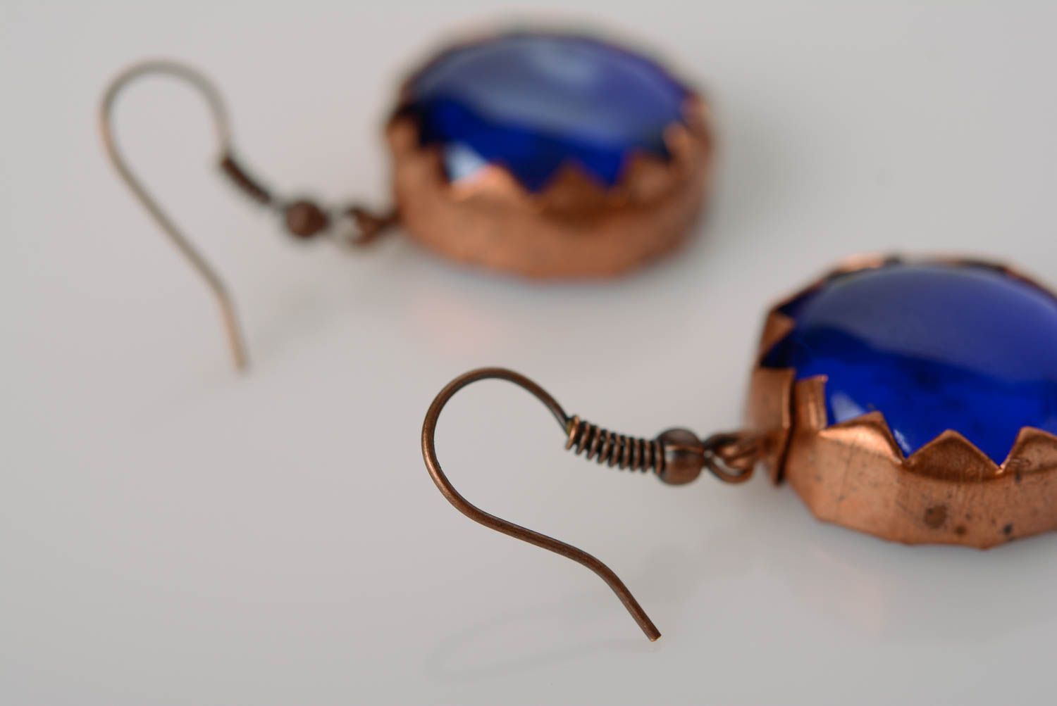 Small round handmade designer copper earrings with blue glass beads photo 5
