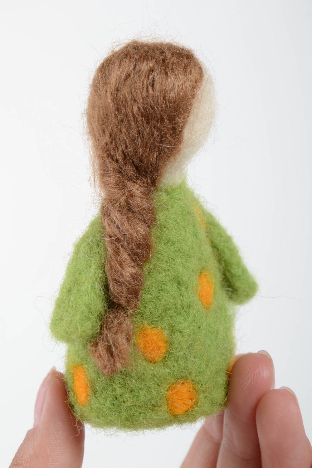 Handmade kleine Puppe natürliches Spielzeug Geschenk für Frau Trockenfilzen foto 5