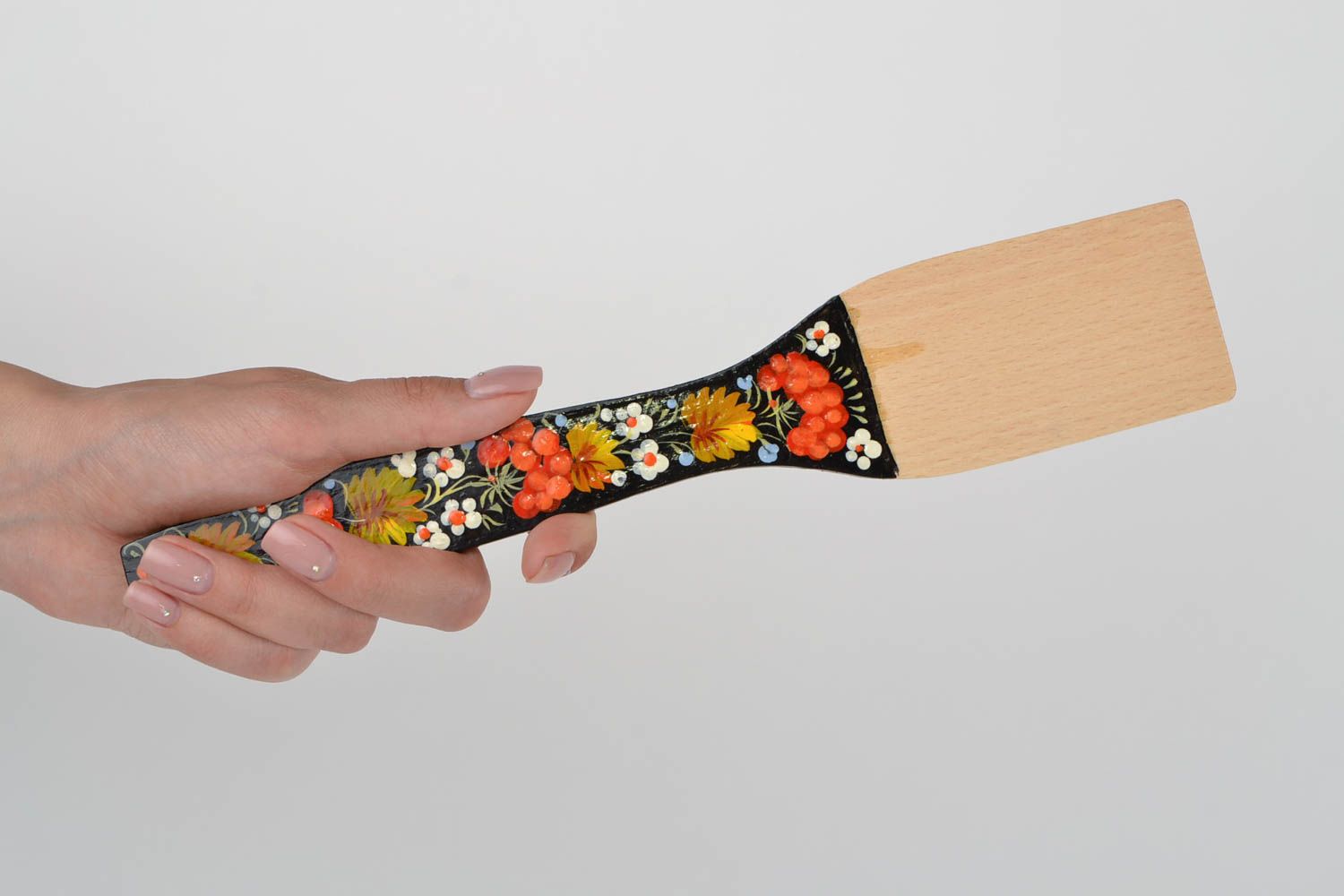 Кухонная деревянная лопатка с Петриковской росписью масляными красками  фото 2