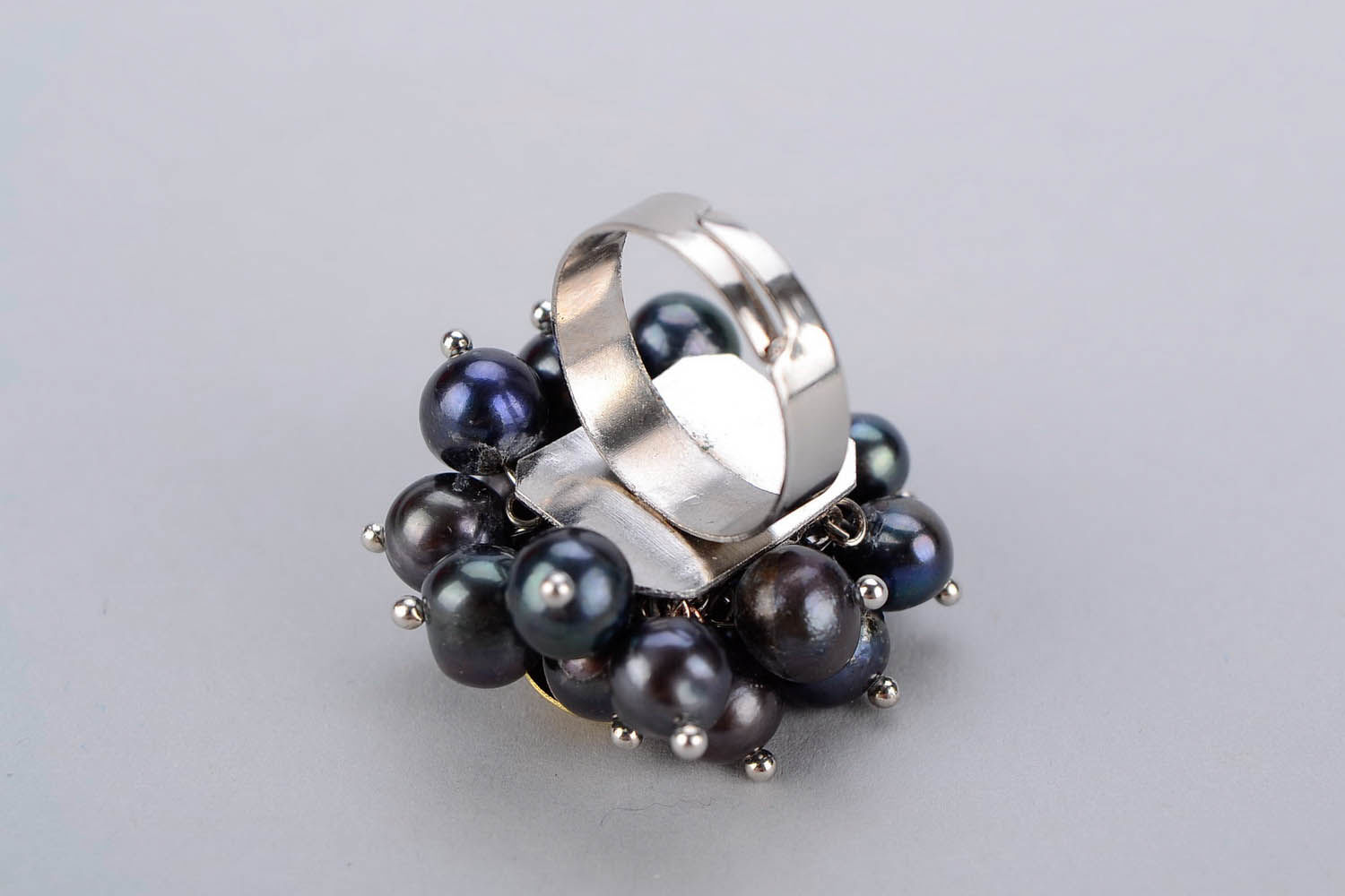 Ring with black pearl photo 5