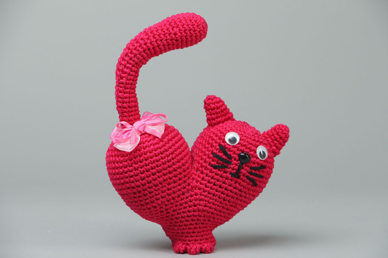 Giocattolo a maglia fatto a mano pupazzo morbido da bambini a uncinetto gatto foto 1