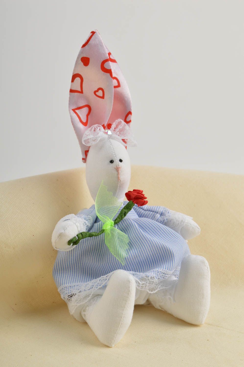 Авторская игрушка ручной работы игрушка заяц стильный подарок для ребенка и дома фото 1