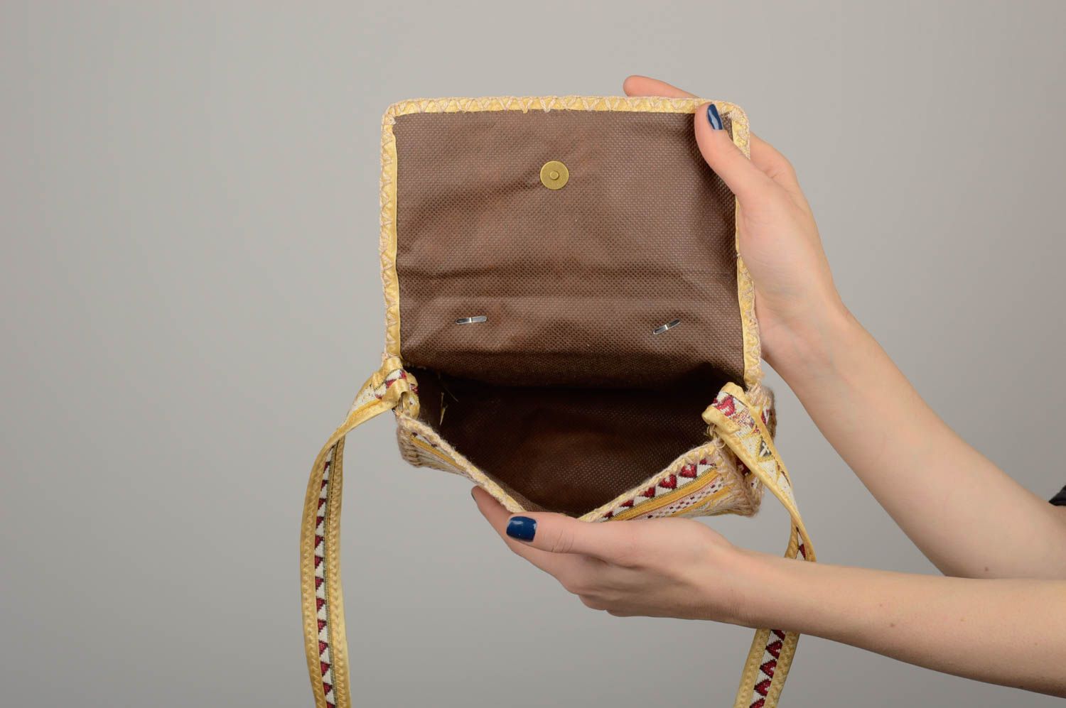 Frauen Tasche handgeschaffen bunte Handtasche originelle Tasche aus Stoff foto 4