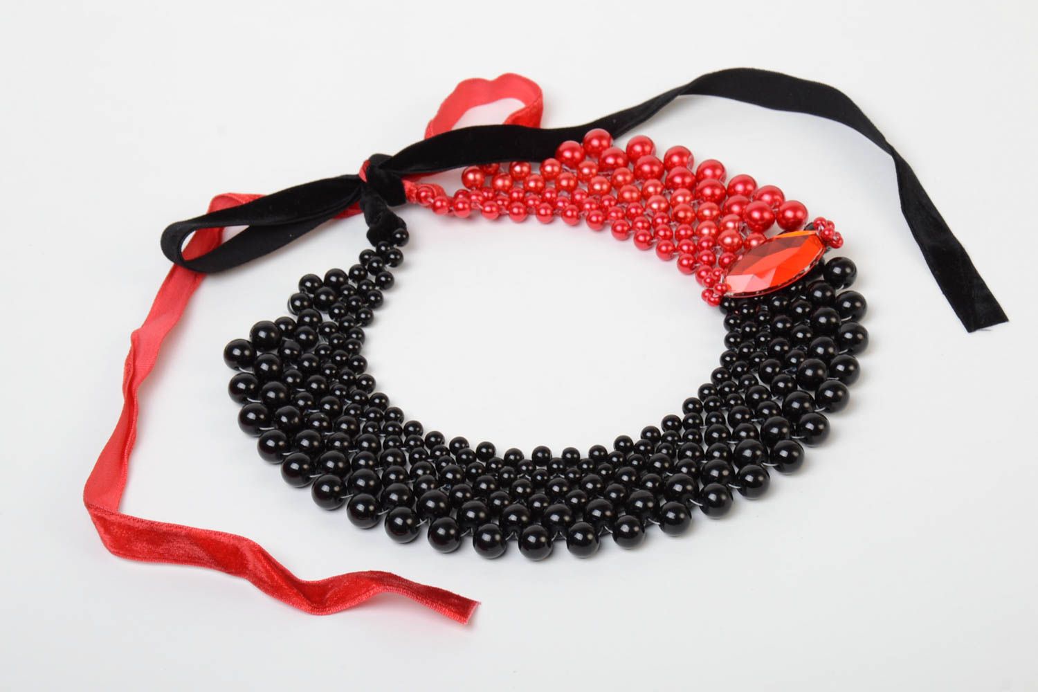 Red and black handmade multirow woven beaded necklace photo 2