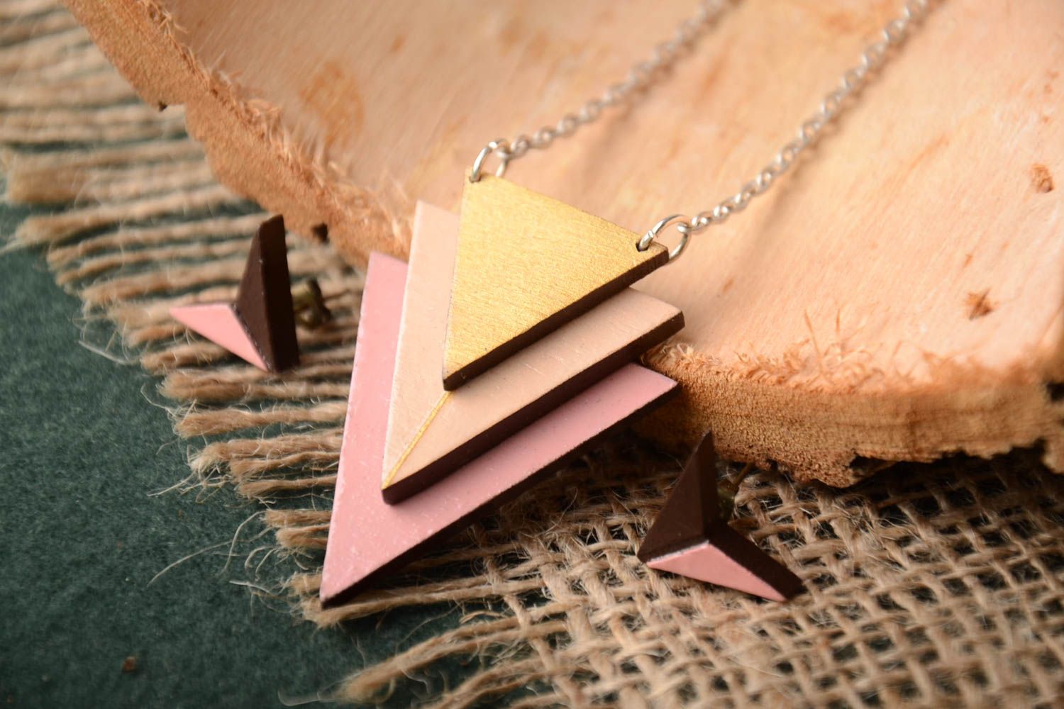 Stylish handmade jewelry set wooden pendant wooden earrings fashion tips photo 1